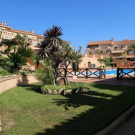 Alta Loma With Awesome Sea Views, Bbq, Sleeps 4, Wifi On Clc Site Fuengirola