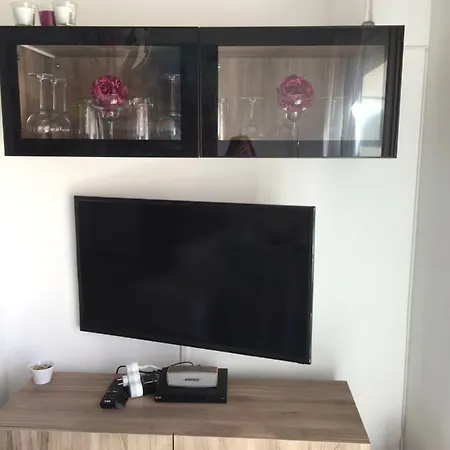 Apartment Alta Loma With Awesome Sea Views, Bbq, Sleeps 4, Wifi On Clc Site