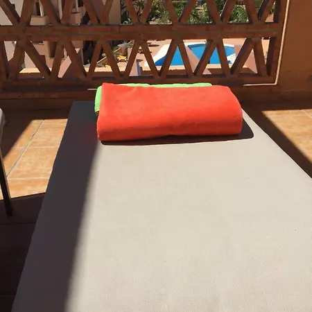 Alta Loma With Awesome Sea Views, Bbq, Sleeps 4, Wifi On Clc Site Apartment *