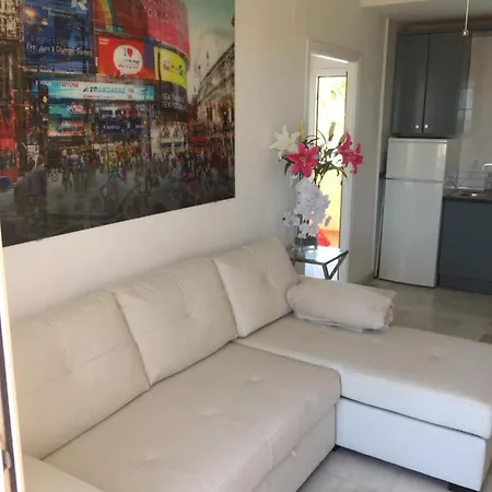 Apartment Alta Loma With Awesome Sea Views, Bbq, Sleeps 4, Wifi On Clc Site *