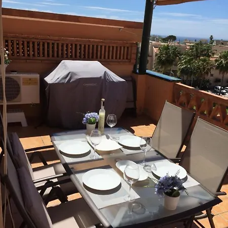 Apartment Alta Loma With Awesome Sea Views, Bbq, Sleeps 4, Wifi On Clc Site *